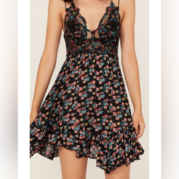 Free People One Adella Slip Sz Small - NWOT - Picture 4 of 5